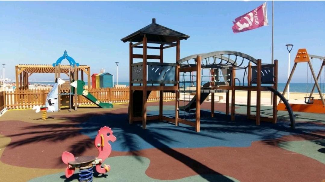 Acogedor Apartamento Con Vistas Al Mar. 베이레과르드 외부 사진